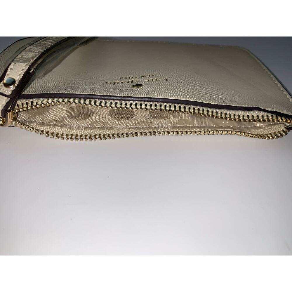 Kate Spade Women's Metallic Cedar Street Slim Bee Wristlet - Gold NWOT - Picture 6 of 7